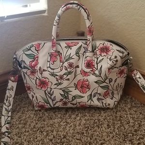 Sam and Libby: Hibiscus Crossbody Purse